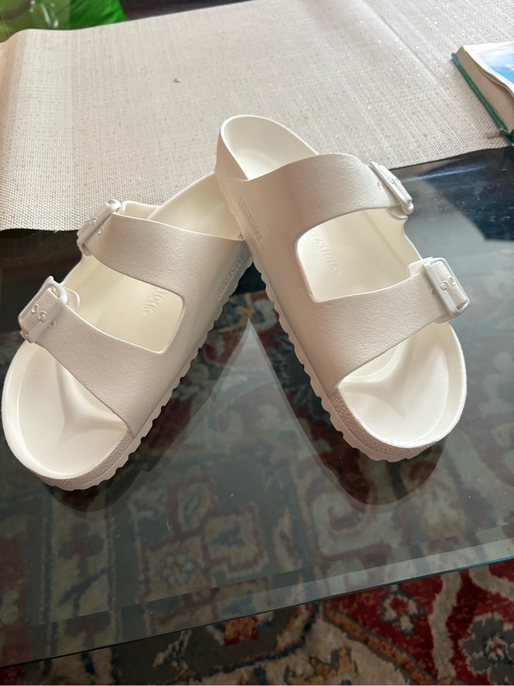 Birkenstock   UNISEX SIZE 41 White Two-Strap Slide Sandals, new